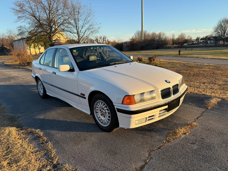 1993 BMW E36 3 Series - Image 16 of 31