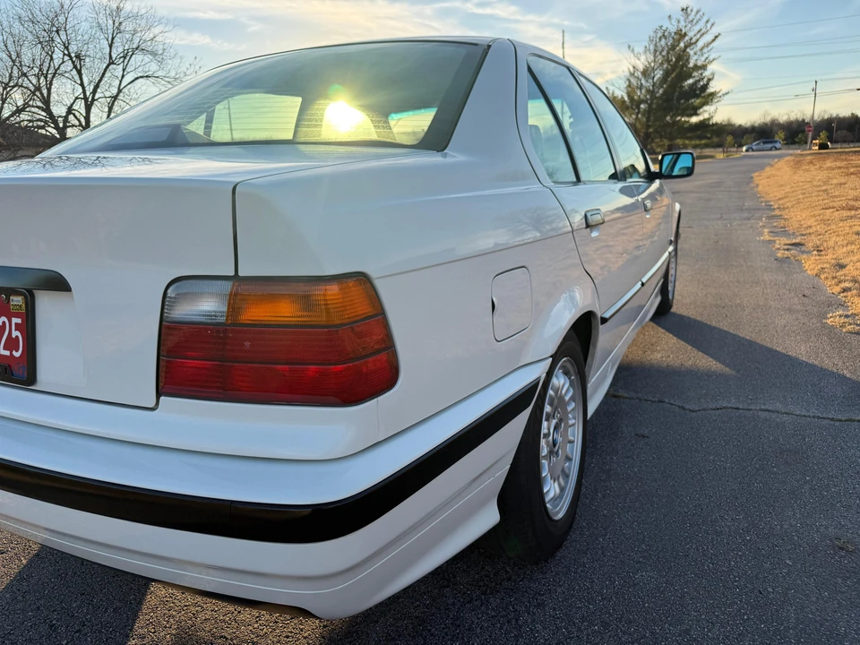 1993 BMW E36 3 Series - Image 24 of 31