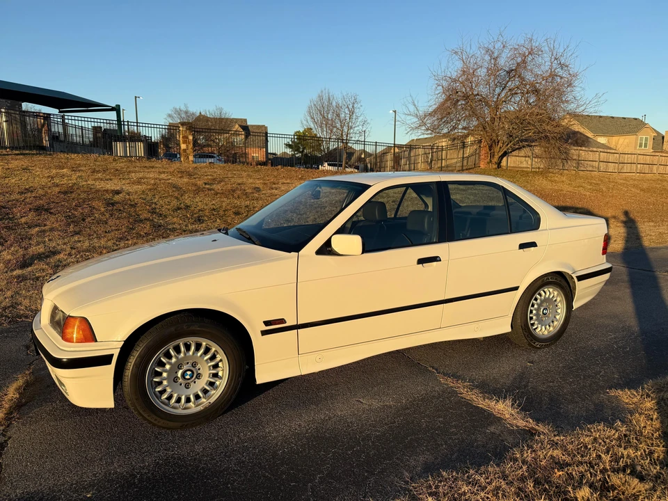 1993 BMW E36 3 Series - Image 7 of 31