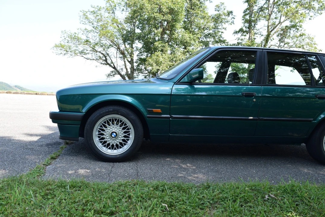 1993 BMW E30 3 Series - Image 24 of 31