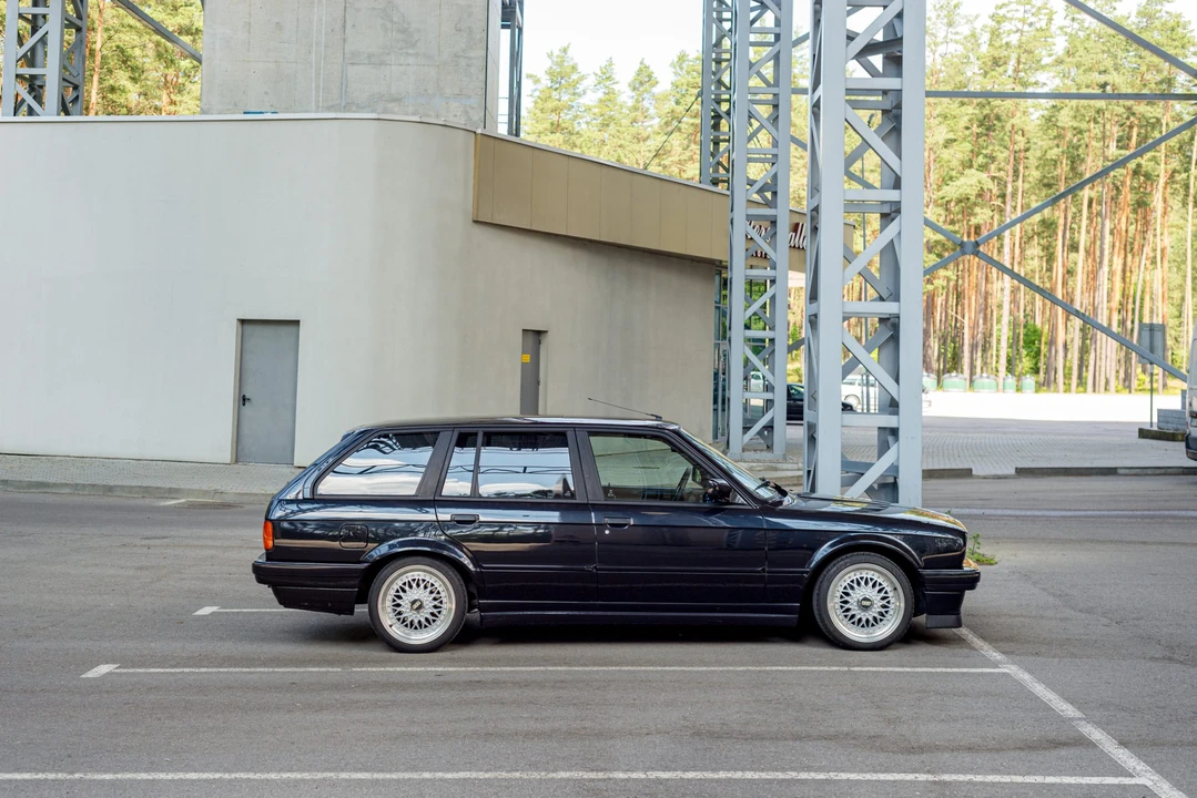 1993 BMW E30 3 Series - Image 16 of 31