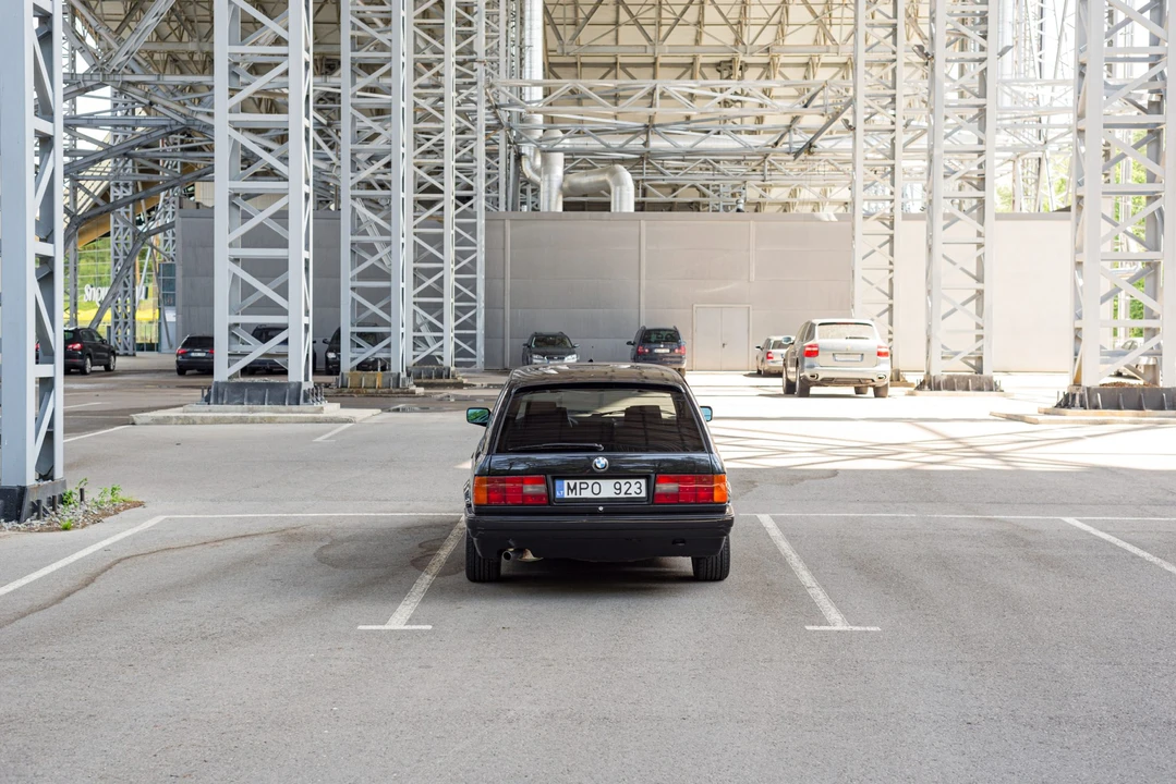 1993 BMW E30 3 Series - Image 23 of 31