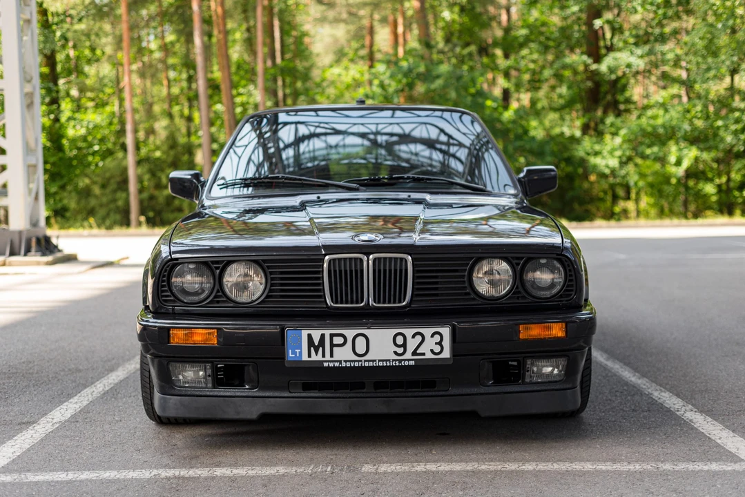 1993 BMW E30 3 Series - Image 11 of 31