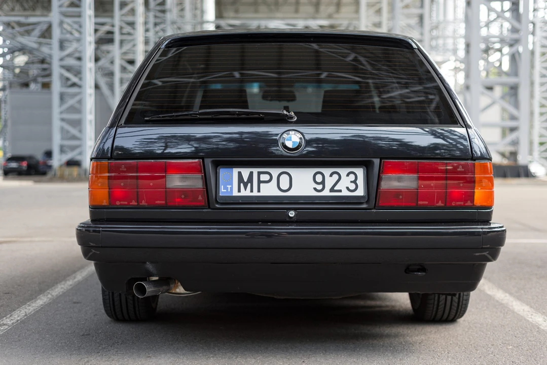 1993 BMW E30 3 Series - Image 27 of 31