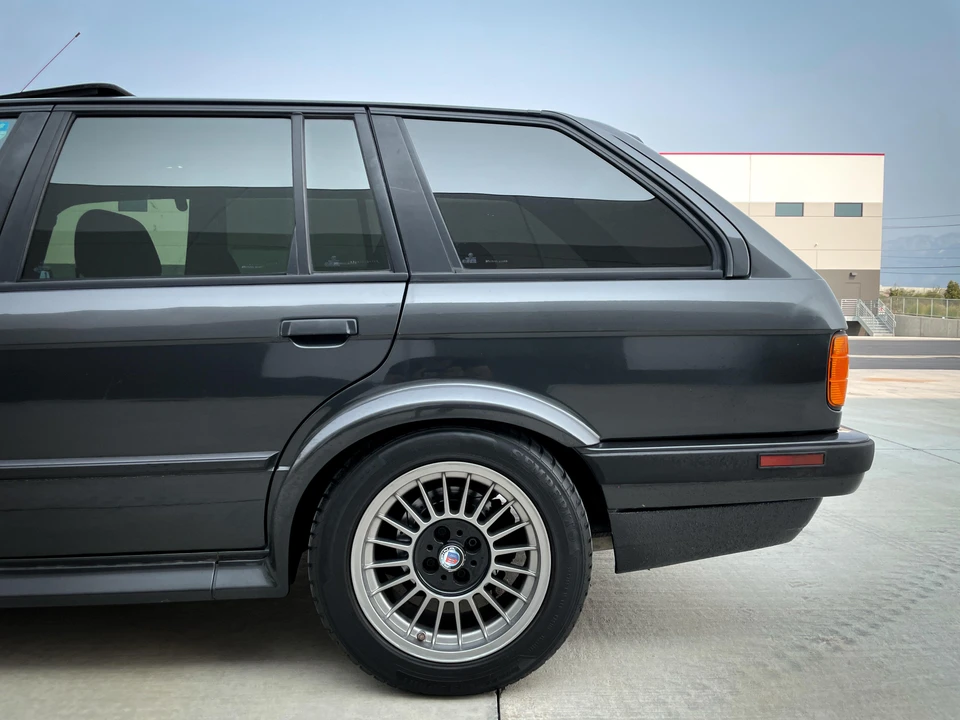 1993 BMW E30 3 Series - Image 19 of 31
