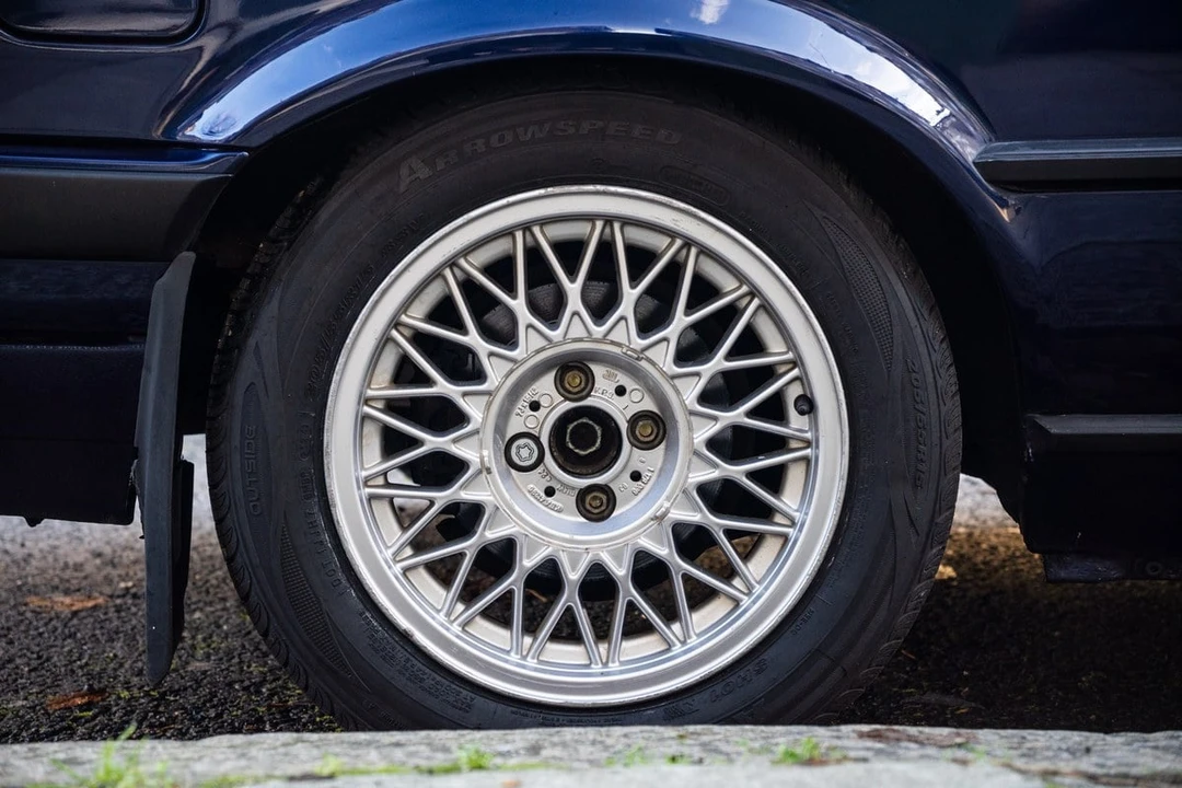 1993 BMW E30 3 Series - Image 16 of 30