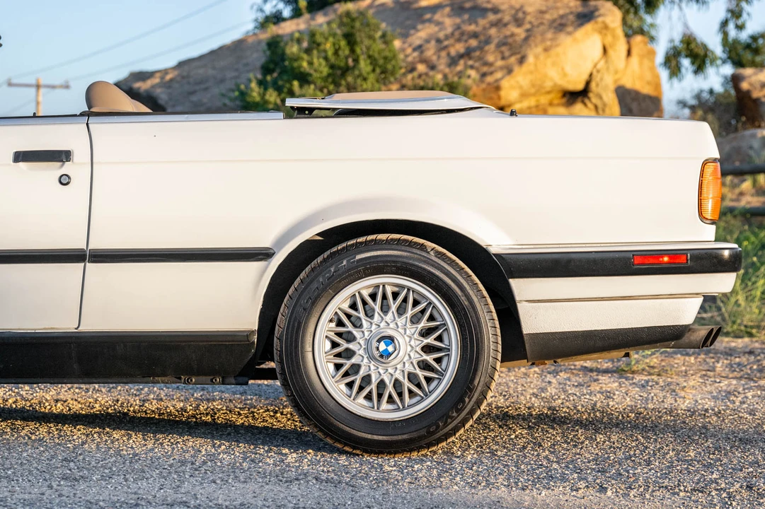 1993 BMW E30 3 Series - Image 26 of 31