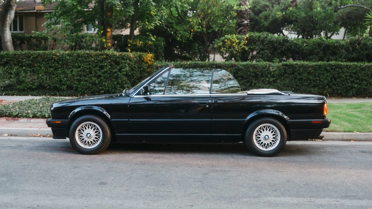 1993 BMW E30 3 Series - Image 7 of 31