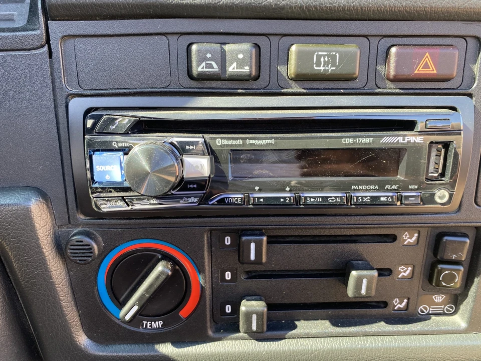 1993 BMW E30 3 Series - Image 18 of 31