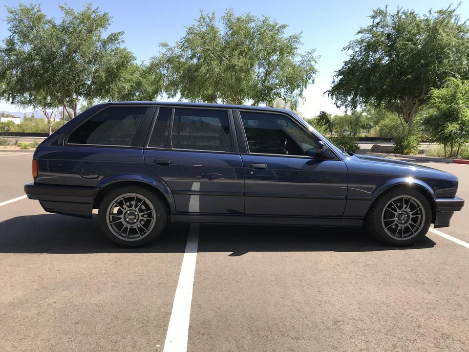 1993 BMW E30 3 Series - Image 11 of 31