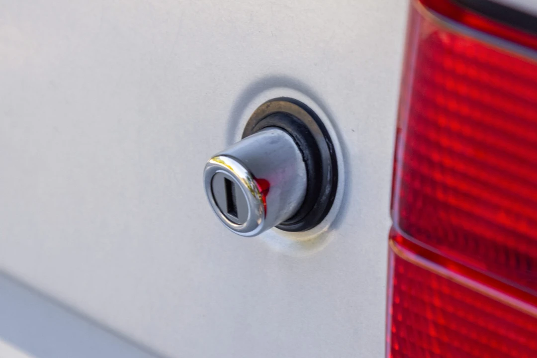 1993 BMW E34 5 Series - Image 30 of 31