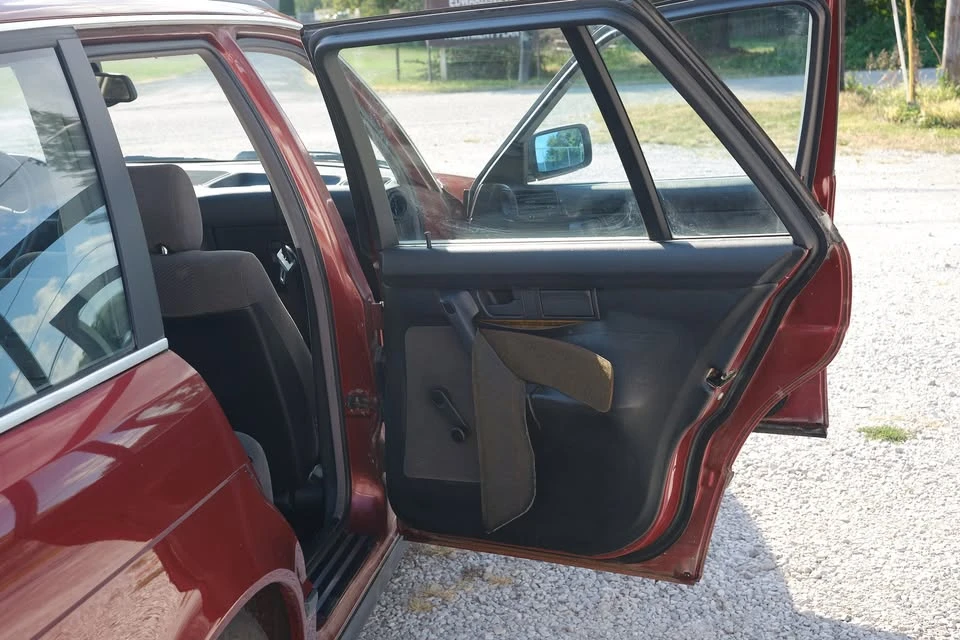 1993 BMW E34 5 Series - Image 10 of 20