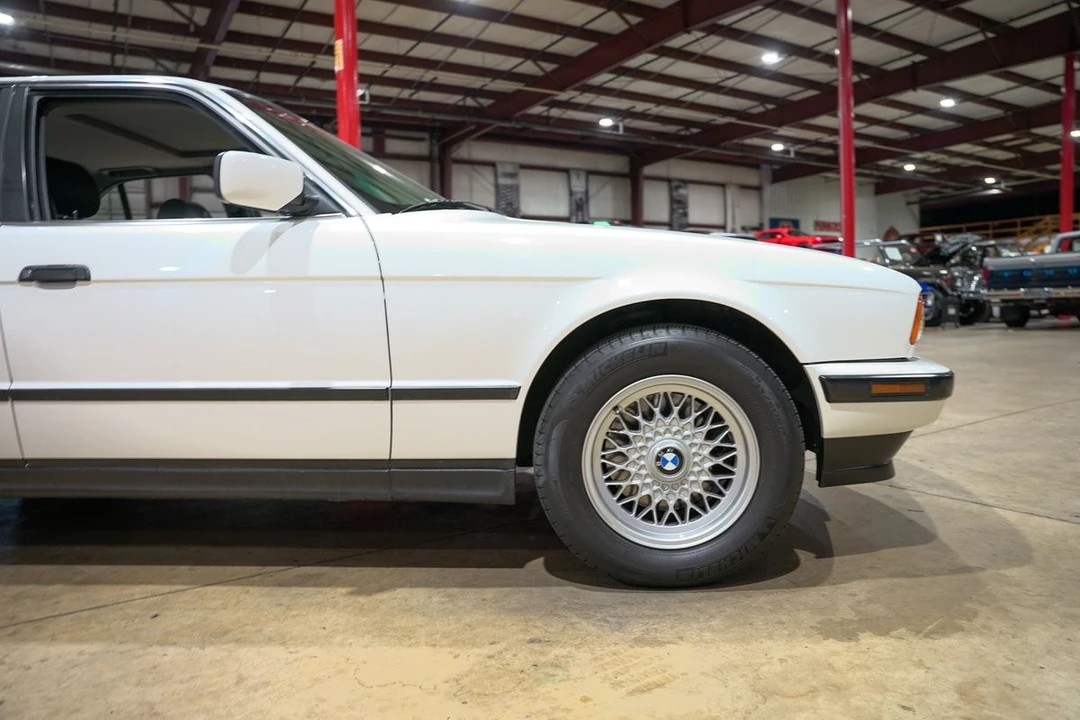 1993 BMW E34 5 Series - Image 11 of 12