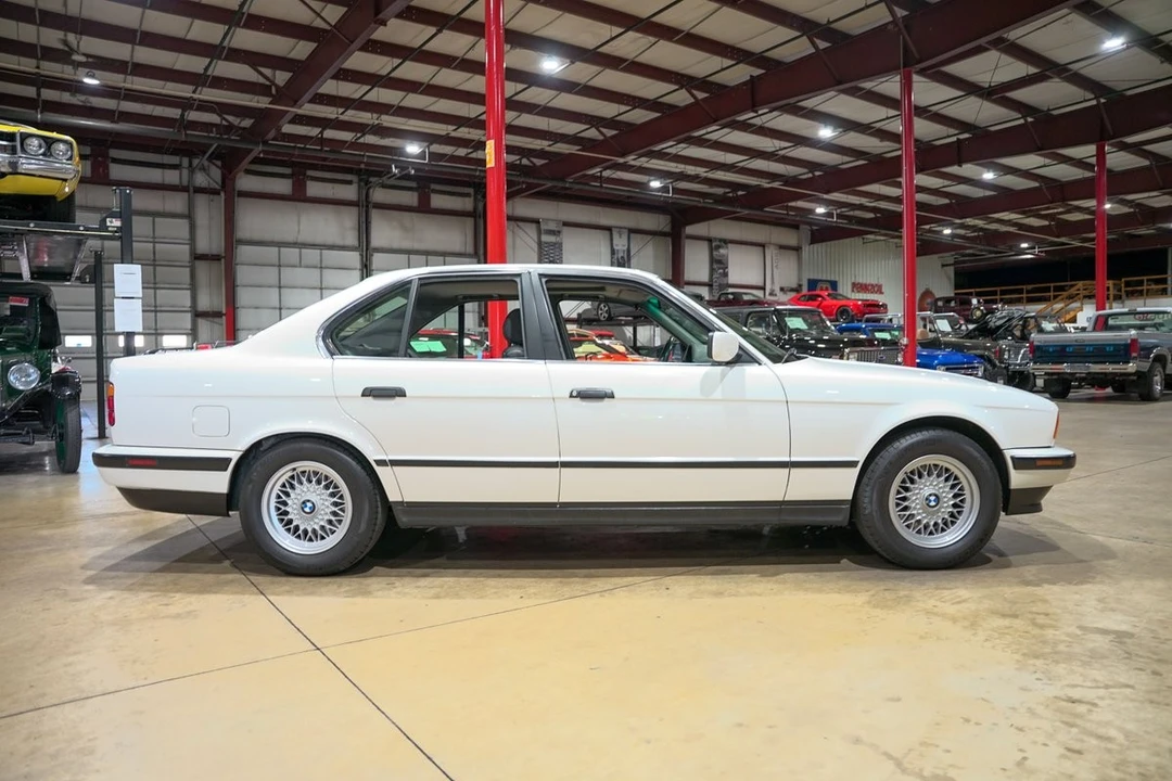 1993 BMW E34 5 Series - Image 10 of 21