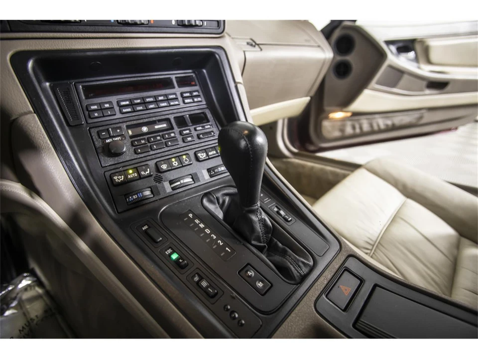 1993 BMW 8 Series - Image 19 of 31