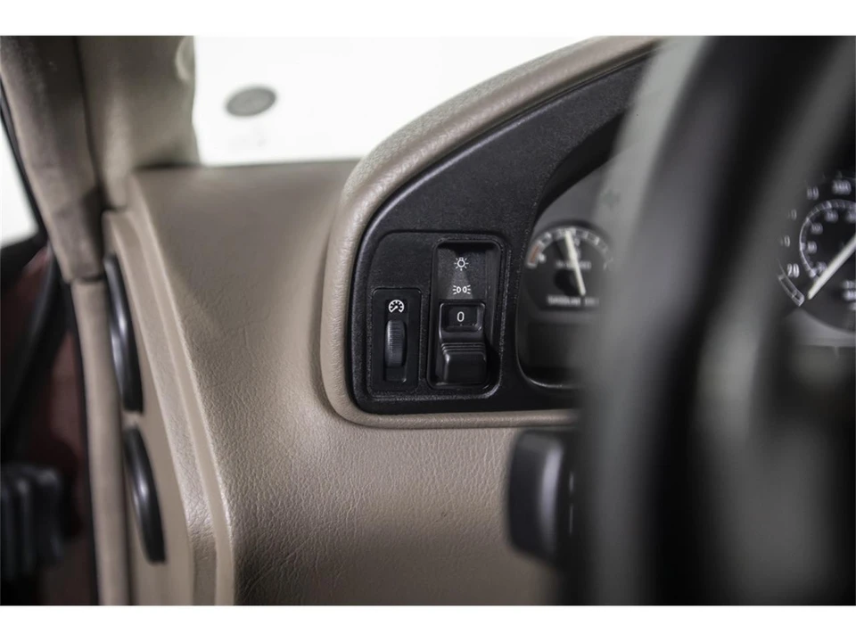 1993 BMW 8 Series - Image 25 of 31