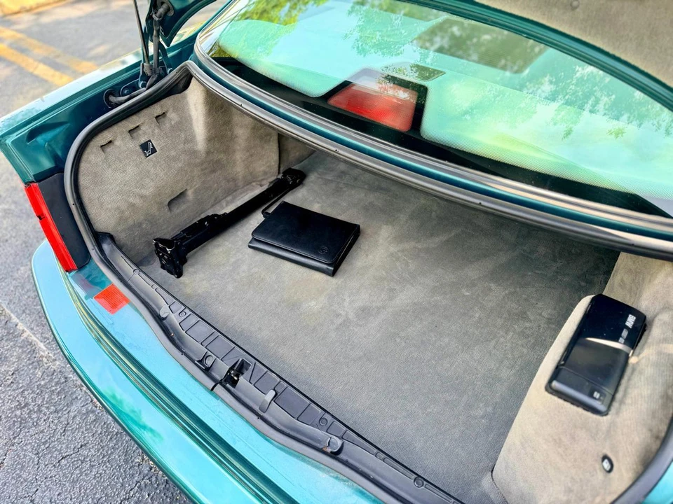1993 BMW 8 Series - Image 22 of 31