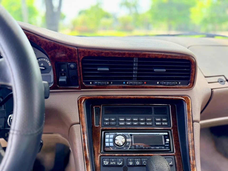 1993 BMW 8 Series - Image 28 of 31
