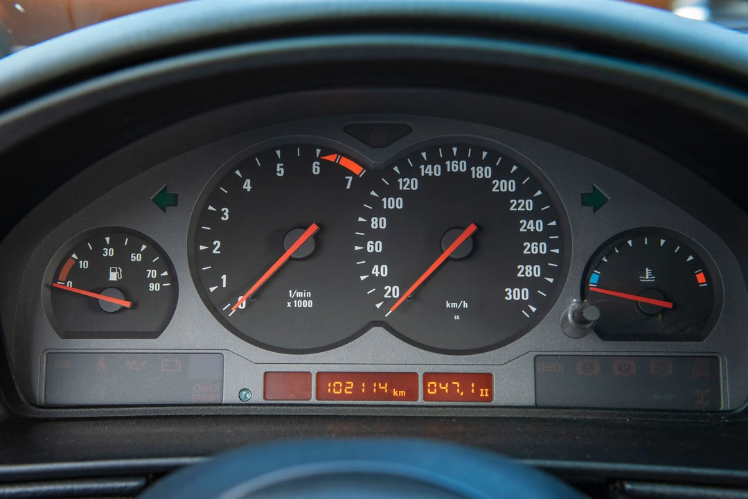 1993 BMW E31 8 Series - Image 13 of 23