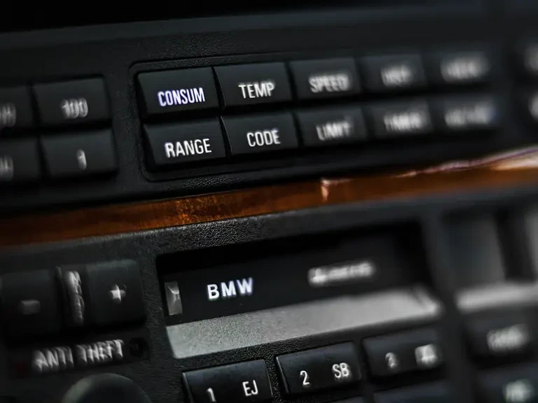 1993 BMW E31 8 Series - Image 18 of 31