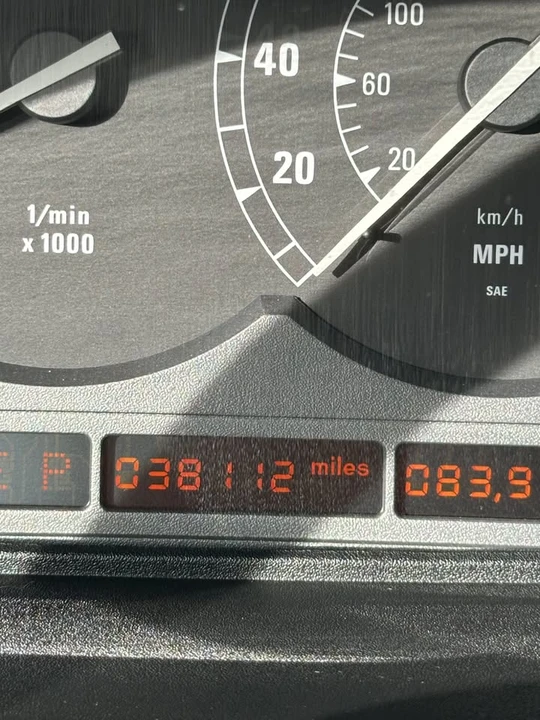 1993 BMW E31 850i & 850Ci - Image 7 of 10
