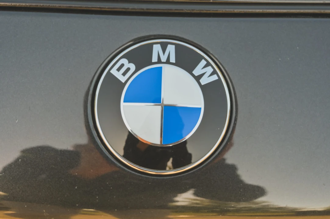 1993 BMW E31 850i & 850Ci - Image 24 of 31