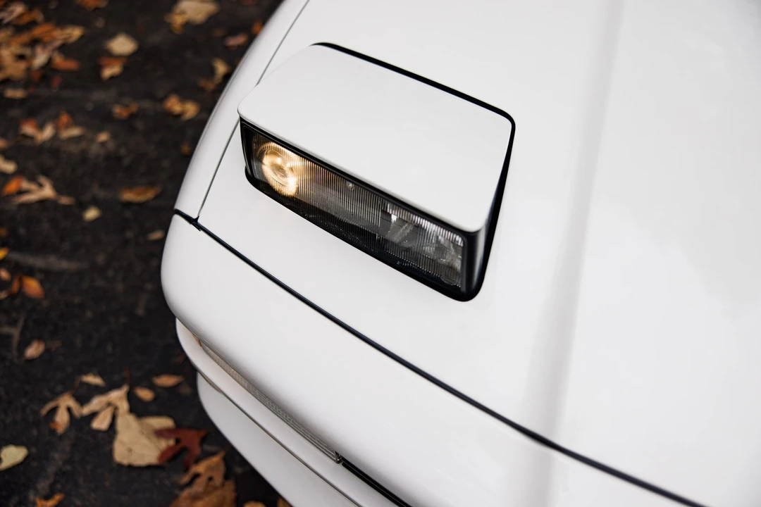 1993 BMW E31 850i & 850Ci - Image 11 of 12
