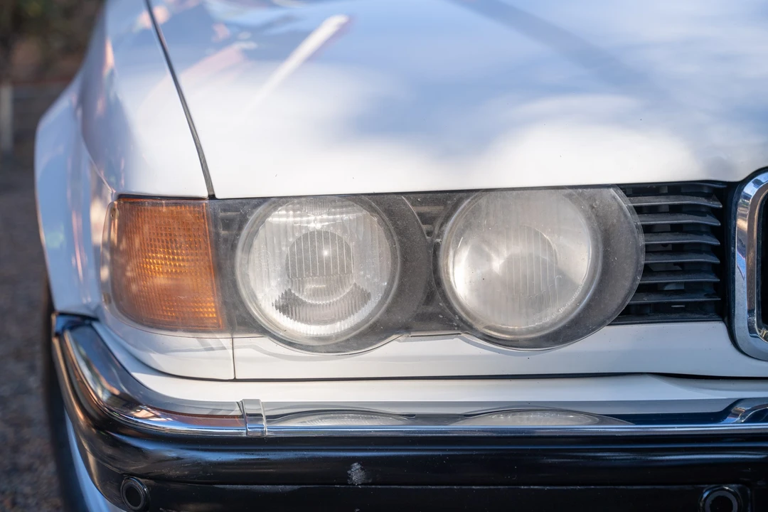 1993 BMW E32 7 Series - Image 25 of 31