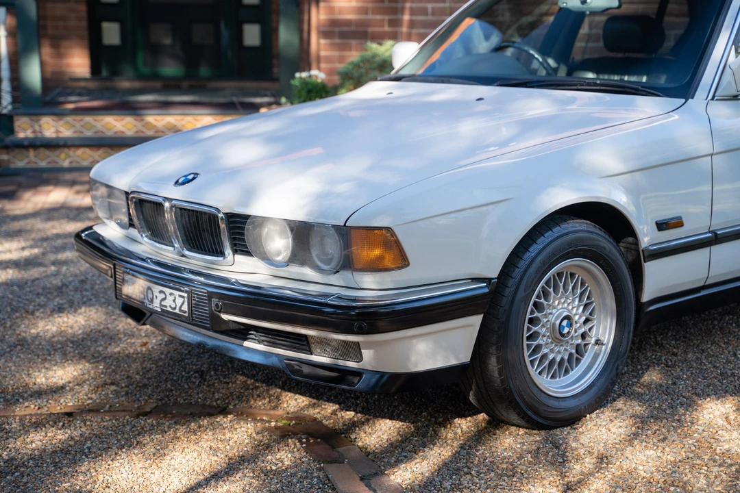 1993 BMW E32 7 Series - Image 17 of 31