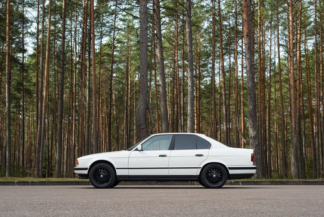 1993 BMW E34 5 Series - Image 12 of 31