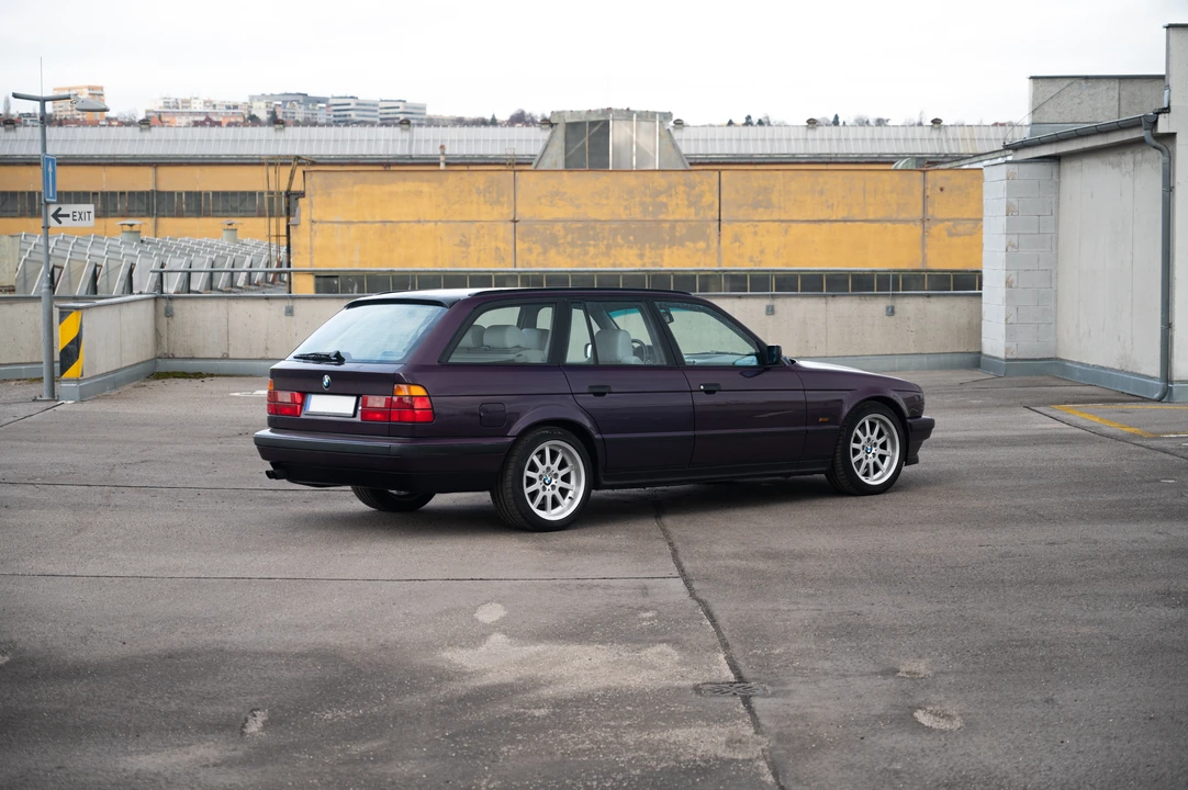 1993 BMW E34 5 Series - Image 6 of 25