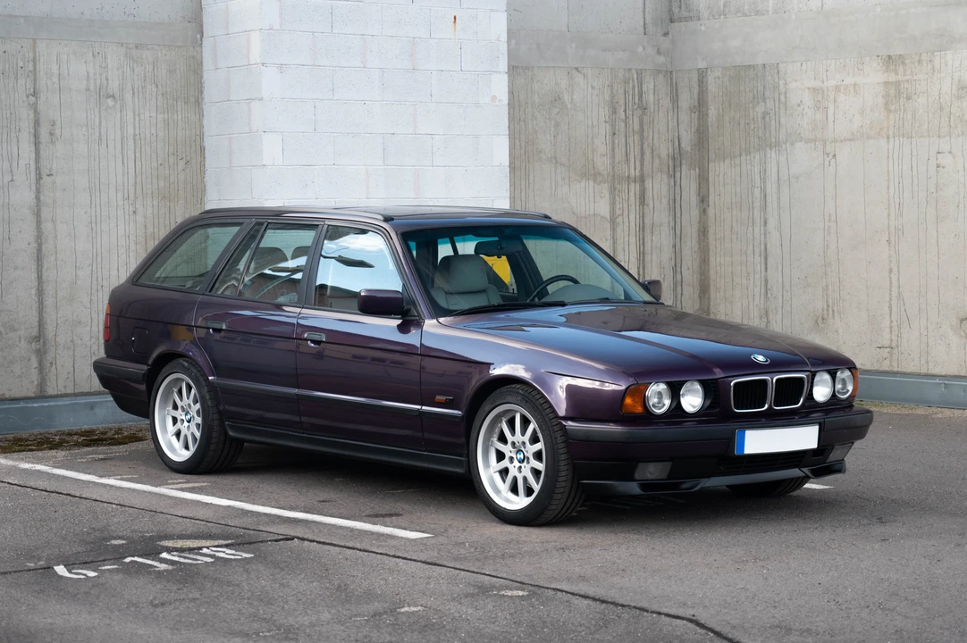 1993 BMW E34 5 Series - Image 2 of 25