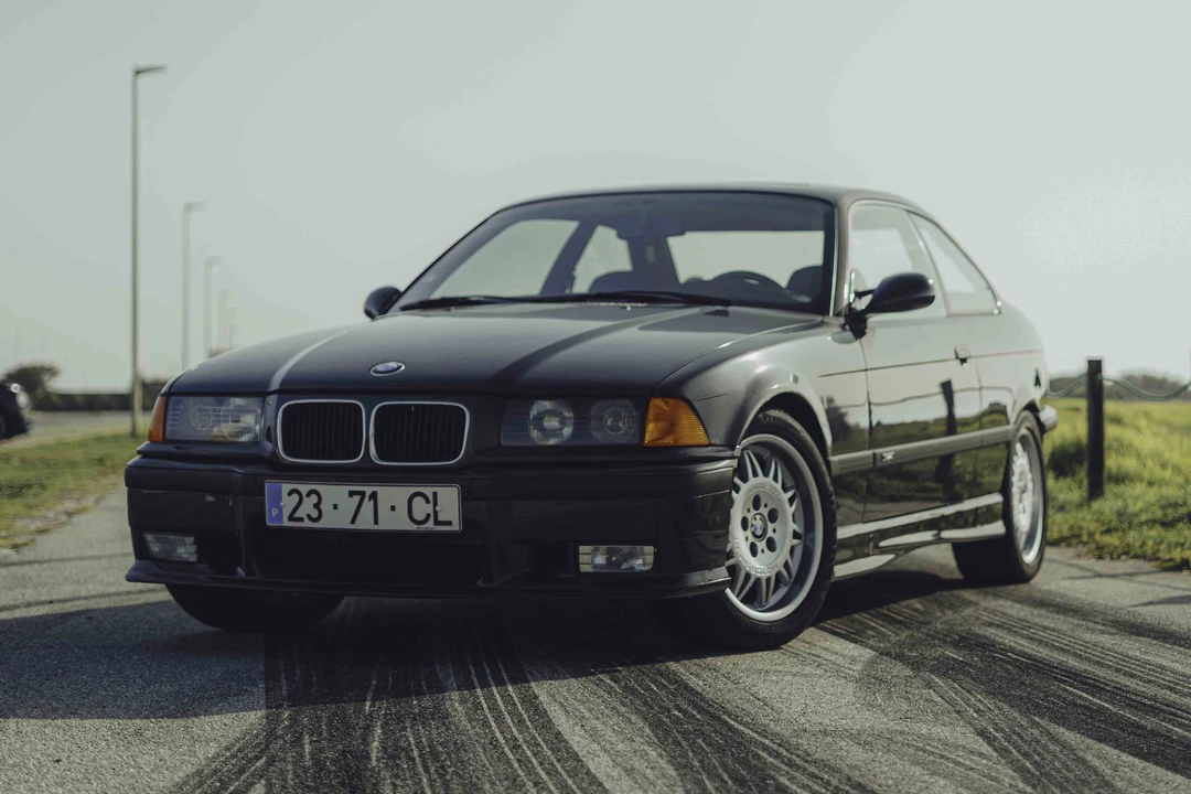 1993 BMW E36 M3 - Image 2 of 31