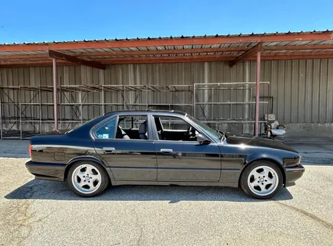 1993 BMW M5 Sedan 4D