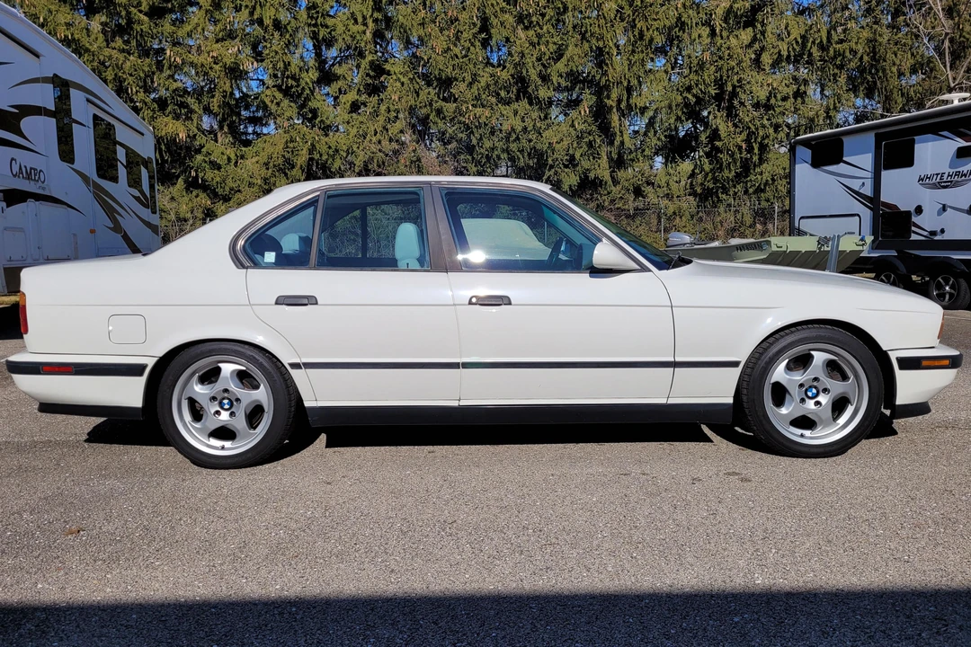 1993 BMW E34 M5 - Image 16 of 23