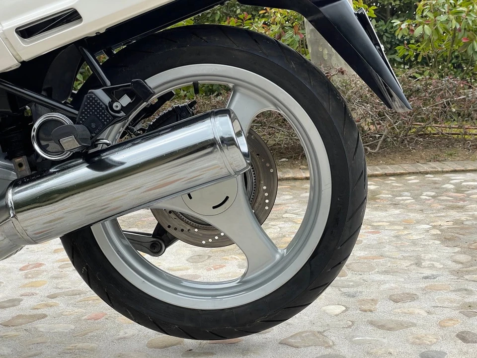 1993 BMW R1100 & R1150 & R1200 & R1250 & R1300 - Image 16 of 30