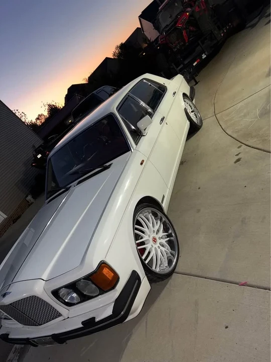 1993 Bentley Mulsanne - Image 2 of 10