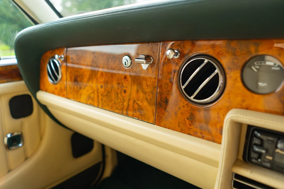 1993 Bentley Brooklands - Image 29 of 30