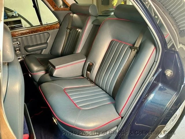 1993 Bentley Brooklands - Image 14 of 19