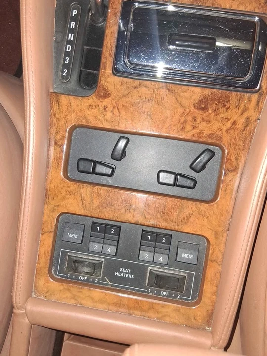 1993 Bentley Brooklands - Image 18 of 20