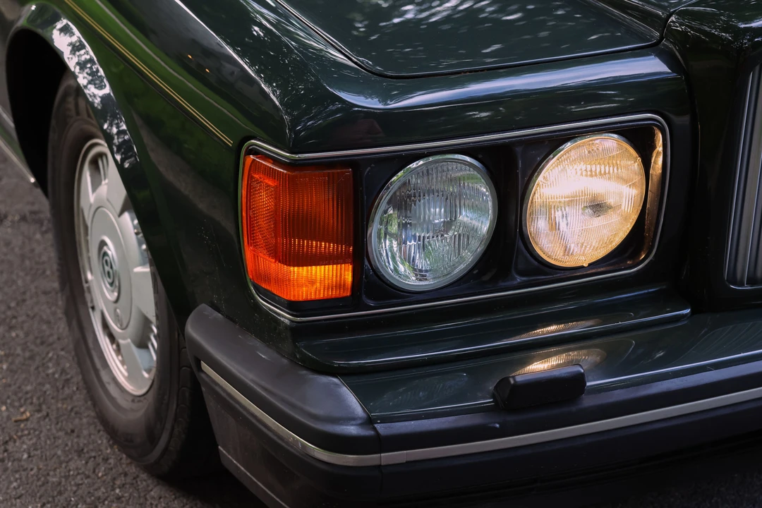 1993 Bentley Brooklands - Image 26 of 31