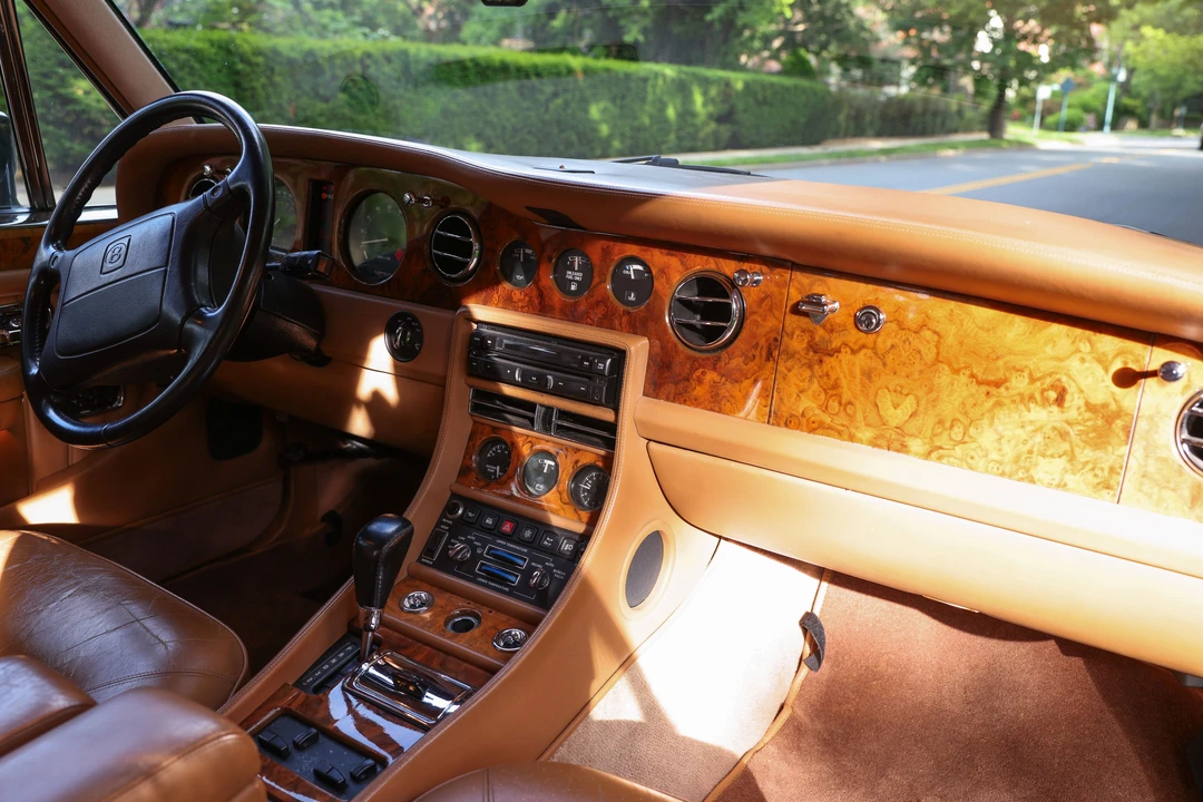 1993 Bentley Brooklands - Image 5 of 31
