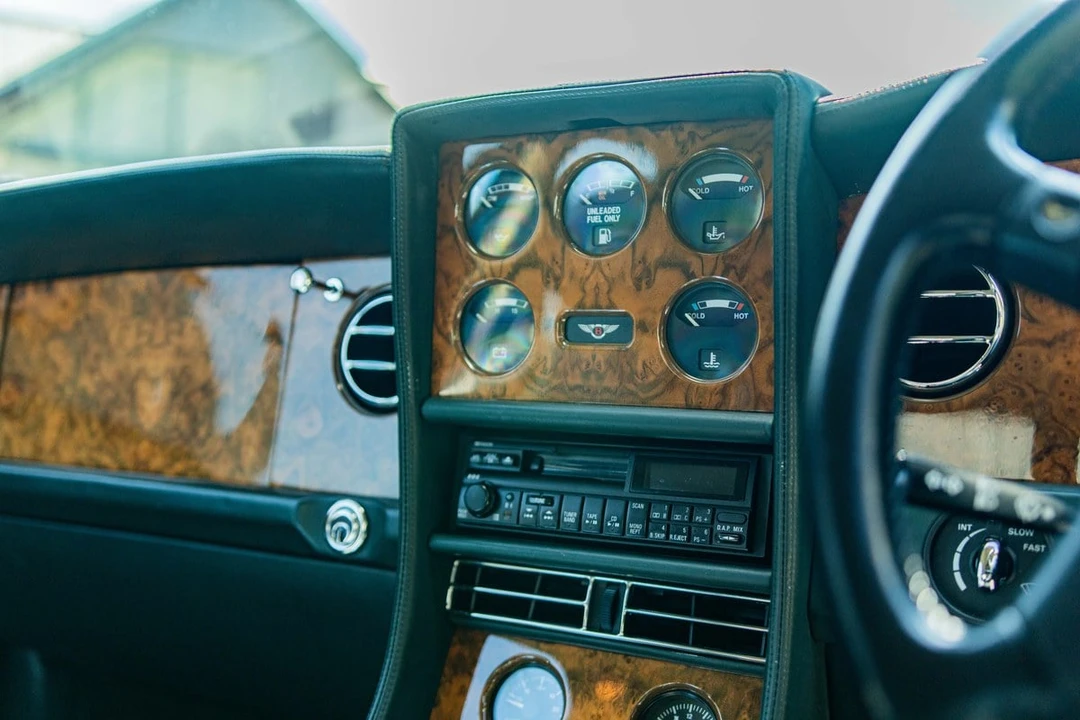 1993 Bentley Continental R - Image 16 of 30