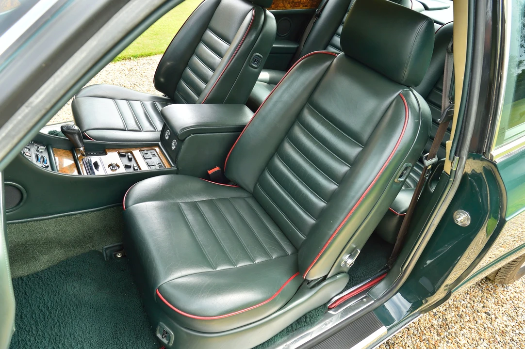 1993 Bentley Continental R - Image 13 of 27