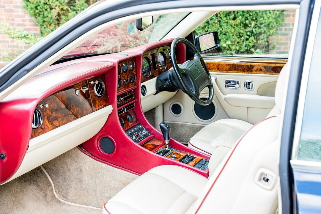 1993 Bentley Continental R - Image 6 of 30