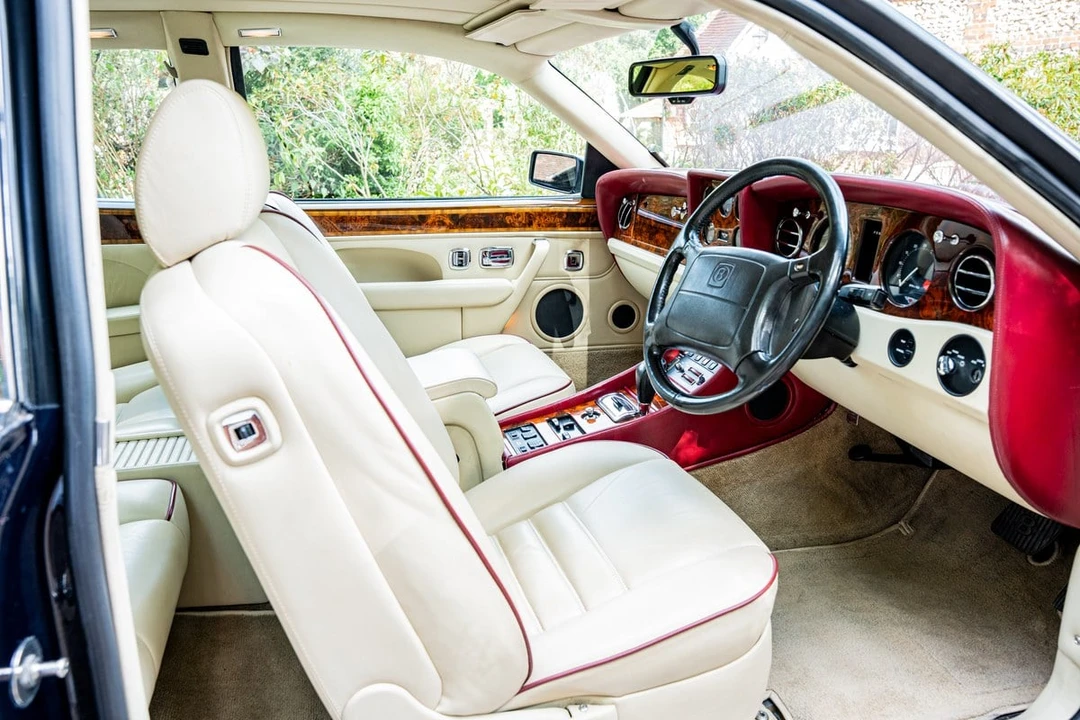 1993 Bentley Continental R - Image 2 of 30