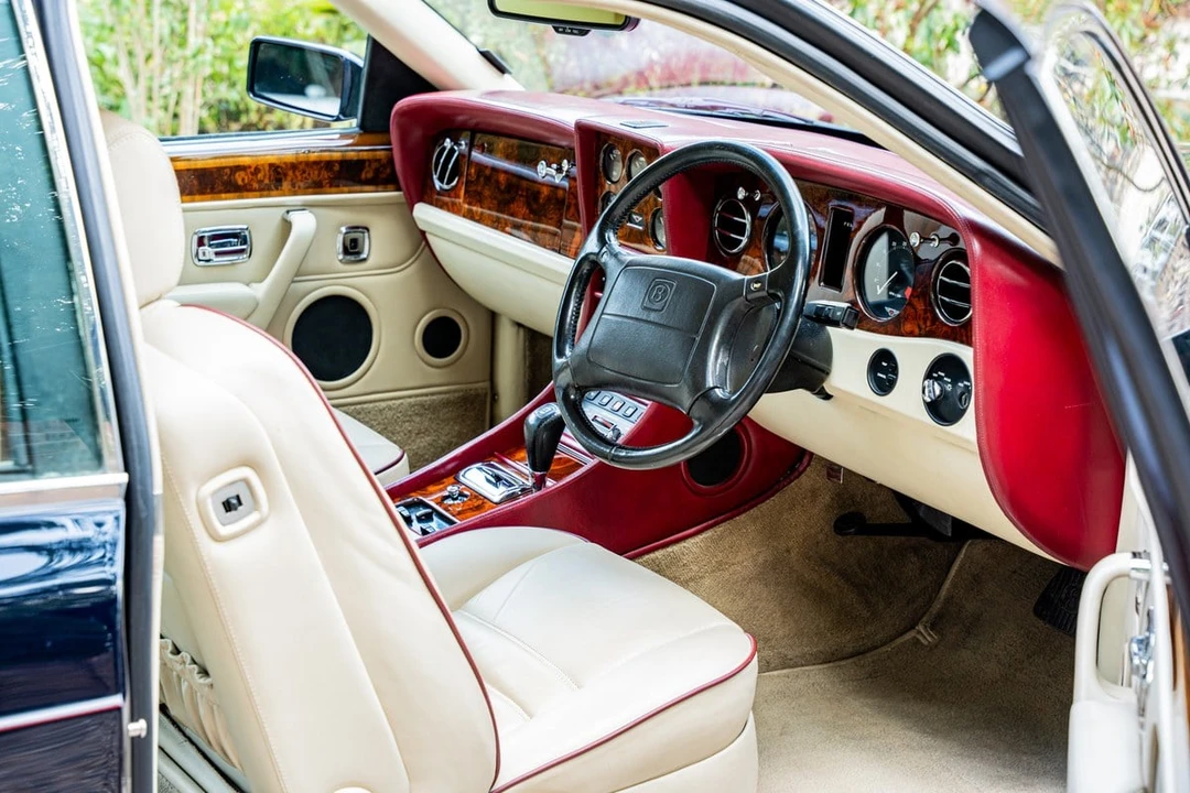 1993 Bentley Continental R - Image 4 of 30