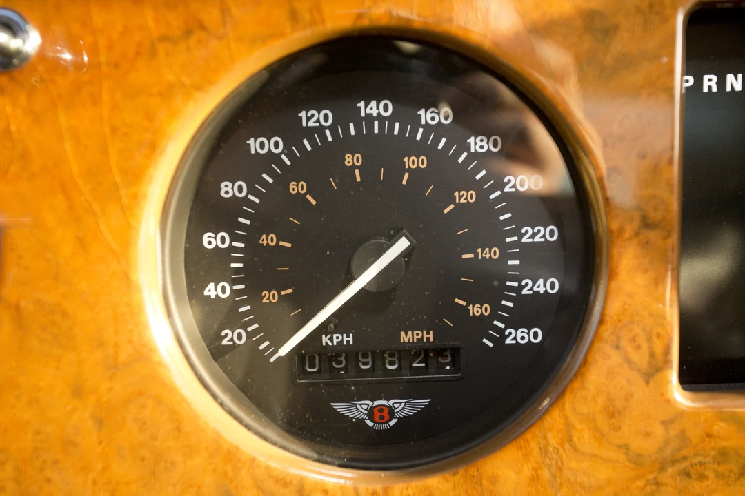 1993 Bentley Continental R - Image 6 of 12