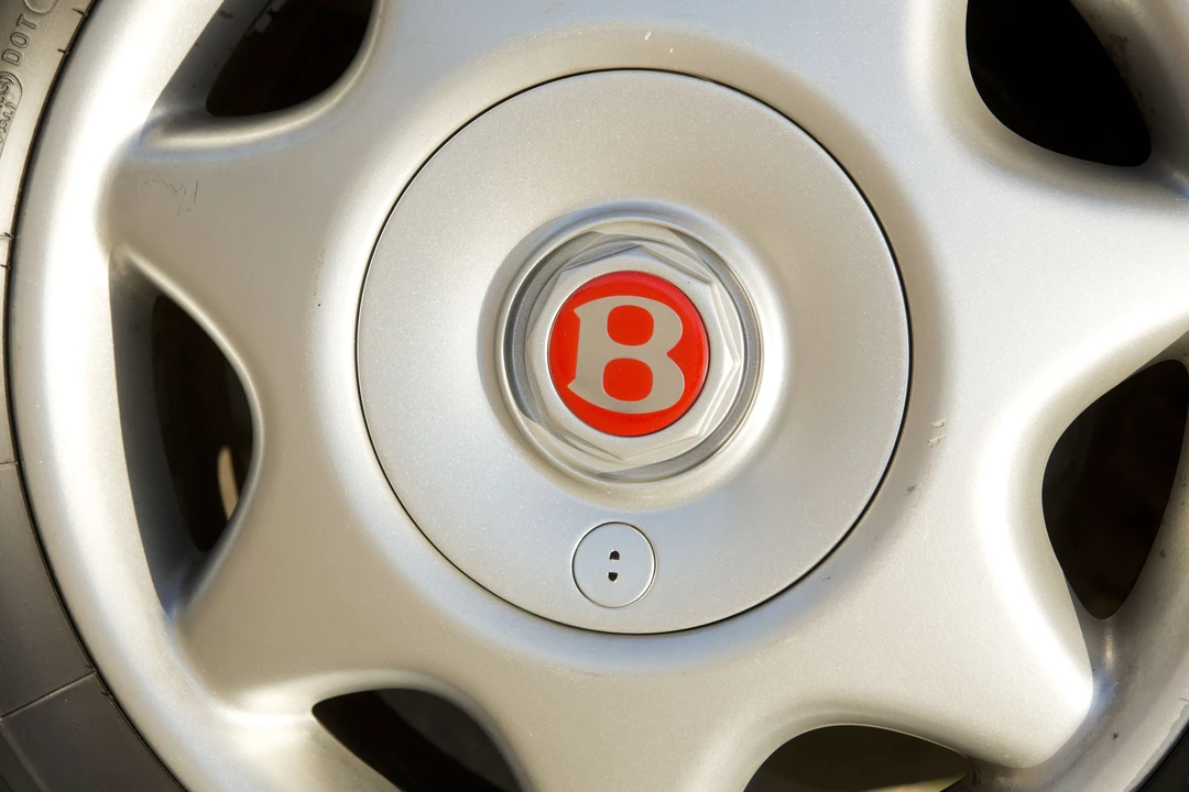 1993 Bentley Continental R - Image 8 of 12