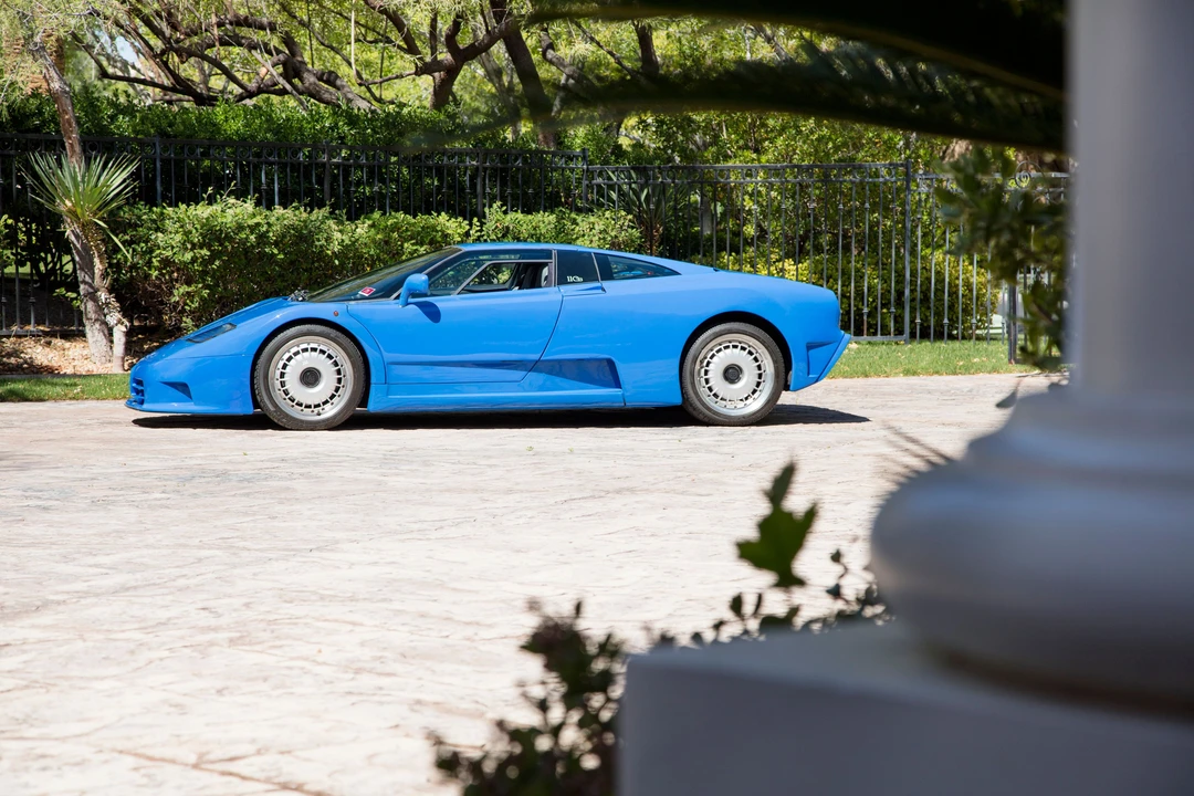 1993 Bugatti - Image 2 of 31
